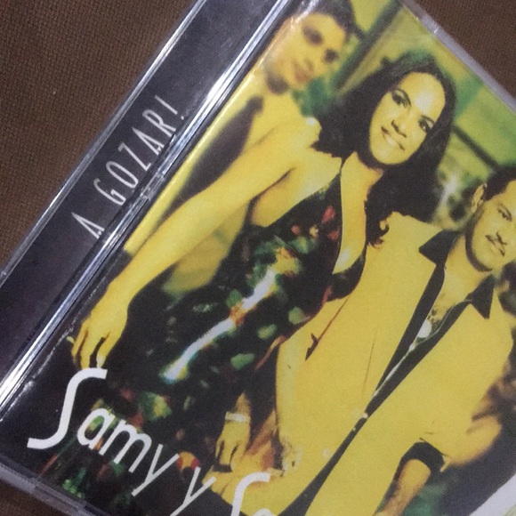 Samy Y Sandra – A Gozar! Latin Music - Picture 2 of 8